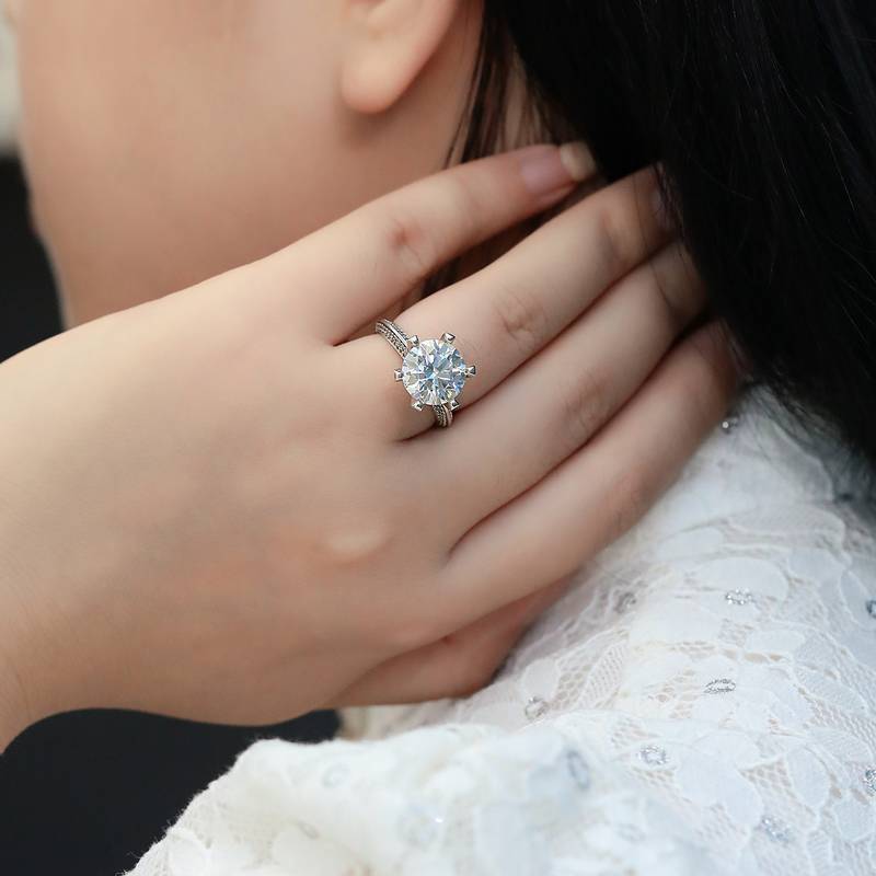 半壁江山S925银镀白金MoissaniteWomen's Ring5.0ctD级